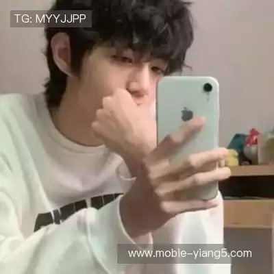 孔铃媚